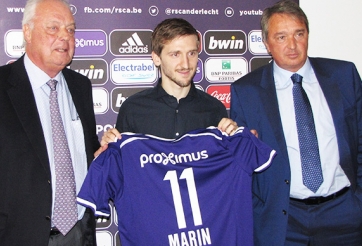 Thêm một cầu thủ chính thức rời Chelsea