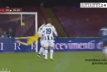 VIDEO: Cú nã đại bác tuyệt đẹp của Marek Hamsik tung lưới Udiniese