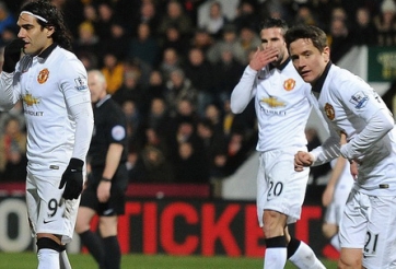 Thi đấu kém cỏi, Man Utd phải đá lại với Cambridge