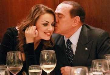 VIDEO: Những hành động 'khả ố' của vị chủ tịch AC Milan