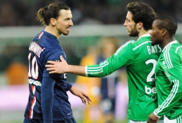 VIDEO: Tình huống hài hước giữa Ibrahimovic với cầu thủ St. Etienne