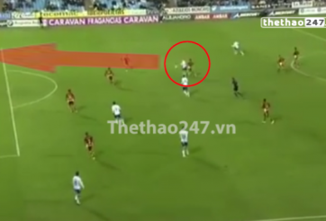 VIDEO: Siêu phẩm dội bom từ khoảng cách 35m