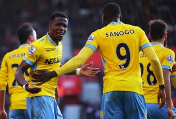 Wilfried Zaha hết đường trở lại Man Utd
