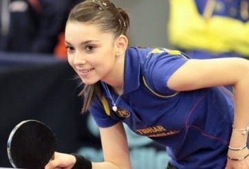 Vẻ đẹp say lòng người của hot girl bóng bàn Romania