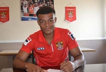 Man Utd thử việc tài năng đặc biệt