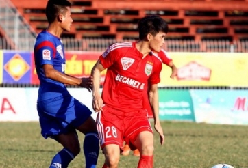 Công Vinh ghi bàn, B.Bình Dương thắng dễ Cần Thơ