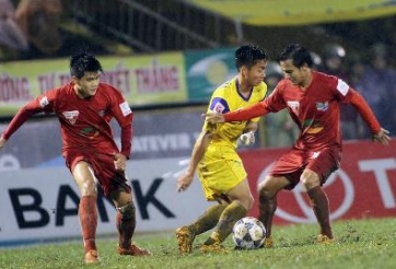 Lãnh đạo SLNA khẳng định mặt sân Vinh tốt hơn sân Lạch Tray