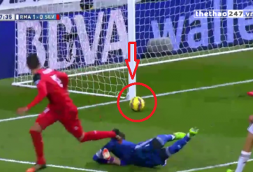 VIDEO: Những pha bỏ lỡ không tưởng trong trận đấu Real Madrid - Sevilla