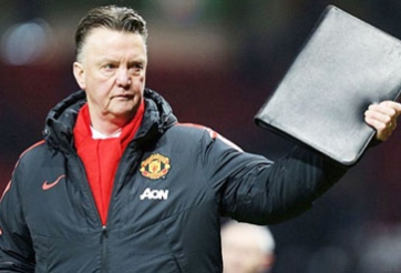 HLV Van Gaal đứng trước nguy cơ bị phạt