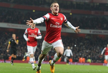 Liverpool chọn sao của Arsenal thế chỗ Gerrard