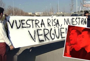 VIDEO: Ronaldo bị fan đón đường chế giễu vì vụ tiệc tùng sau trận thua muối mặt