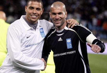 Ronaldo 'béo' và Zidane tái xuất sân cỏ