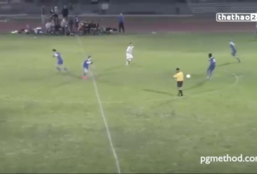 VIDEO: Kỷ lục lập siêu phẩm từ giữa sân ở giây thứ... 7 của trận đấu