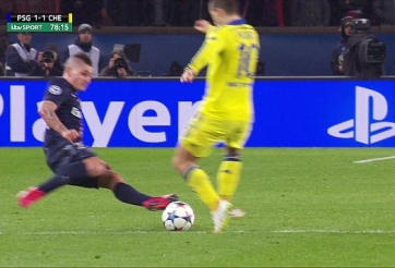 VIDEO: Cú vào bóng kinh hoàng có thể lấy đi sự nghiệp của Eden Hazard