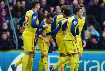 Crystal 1-2 Arsenal: Nhọc nhằn trở lại top 3