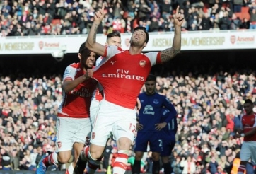 Video clip bàn thắng: Arsenal 2-0 Everton - 'Pháo thủ' giành lại vị trí thứ 3