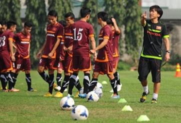 NHM phải trả tiền xem Công Phượng và đồng đội thi đấu?