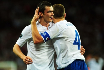 Sao Ngoại hạng Anh bị bắt khẩn cấp