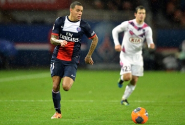 Man Utd tìm được người thay thế Rafael Da Silva