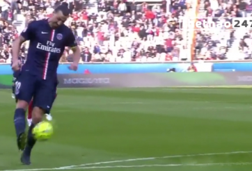 VIDEO: Ibra tái hiện cú lốp bóng trứ danh của Danny Welbeck