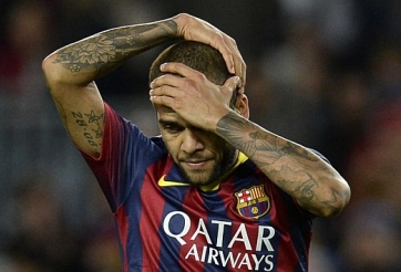 Sắp rời Barca, Dani Alves chửi phóng là 'bầy cừu đi tiểu'