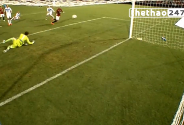 VIDEO: Pha cứu thua điên rồ ở giải VĐQG Australia