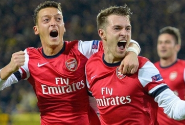 VIDEO: Những pha phối hợp hoàn hảo giữa Ramsey và Oezil