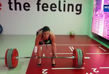 VIDEO: Người đẹp trả giá đắt vì đi giày cao gót khi nâng tạ