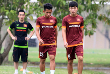 HLV Miura xúc động nói lời chia tay 5 cầu thủ U23 VN