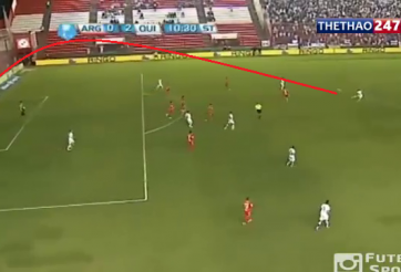 VIDEO: Bàn thắng tuyệt đỉnh theo phong cách 'cú sút lá vàng rơi'