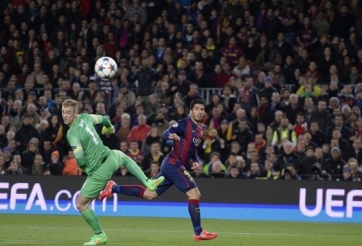 VIDEO: Messi, Neymar và Suarez liên tục bỏ lỡ đáng tiếc trước Man City