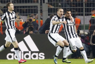 Video clip bàn thắng: Dortmund - Juventus (Vòng 1/8 Champions League)