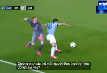 VIDEO: Thủ môn Barca suýt trả giá vì lừa bóng ngoài vòng cấm như Manuel Neuer