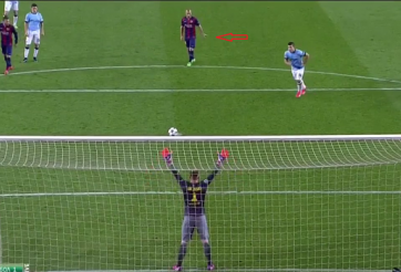 VIDEO: Bí mật đằng sau pha sút trượt 11m của Aguero vs Barcelona