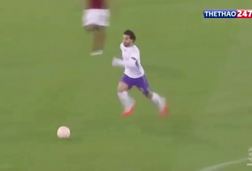 VIDEO: Pha độc diễn ngoạn mục từ giữa sân của 'Messi Ai Cập'