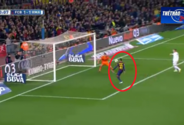 VIDEO: Neymar bỏ lỡ đáng tiếc khi đối mặt với Casillas trong vòng 5m50
