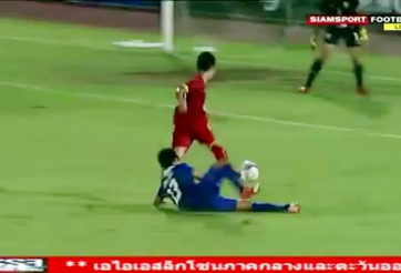 VIDEO: Pha hỏng ăn khó tin của Công Phượng vs U23 Thái lan