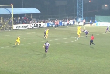 VIDEO: Siêu phẩm đánh gót kiểu bọ cạp từ khoảng cách 20m