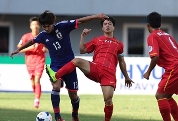 Takumi nóng lòng đối đầu với Công Phượng – Tuấn Anh