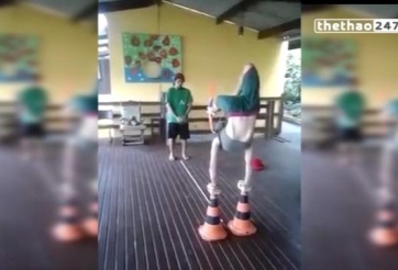 VIDEO: Cô gái dùng chân bắn cung vào chỗ hiểm khiến người xem tái mặt