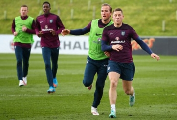 VIDEO: Buổi tập đầu tiên của Harry Kane với ĐT Anh