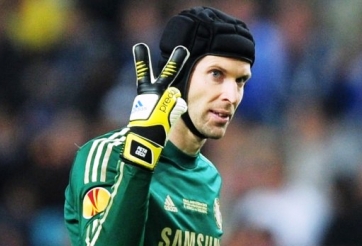 Hazard ủng hộ Cech rời Chelsea
