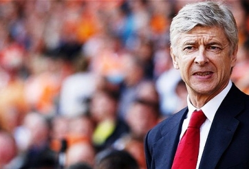 Wenger chia sẻ về cách chọn đội hình trước mỗi trận