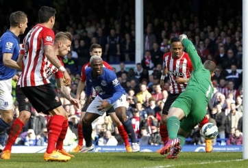 Video clip bàn thắng: Everton 1-0 Southampton - Vỡ mộng tốp 4