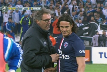 VIDEO: Cavani bức xúc với HLV Blanc vì bị thay ra ở phút 59
