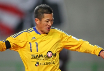 VIDEO: Cầu thủ 48 tuổi vẫn ghi bàn tại giải hạng 2 Nhật Bản