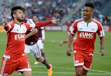 VIDEO: Bàn thắng đầu tiên của Lee Nguyễn ở MLS 2015