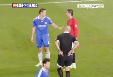 VIDEO: Hành động fairplay của Frank Lampard với Cris Ronaldo