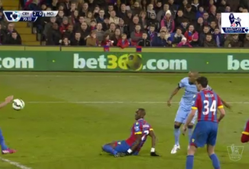 VIDEO: Man City mất oan 2 quả pen với Crystal Palace