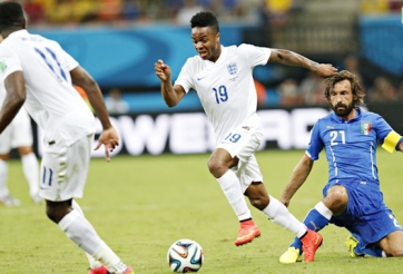 VIDEO: Những pha bóng nâng tầm Raheem Sterling thành siêu sao